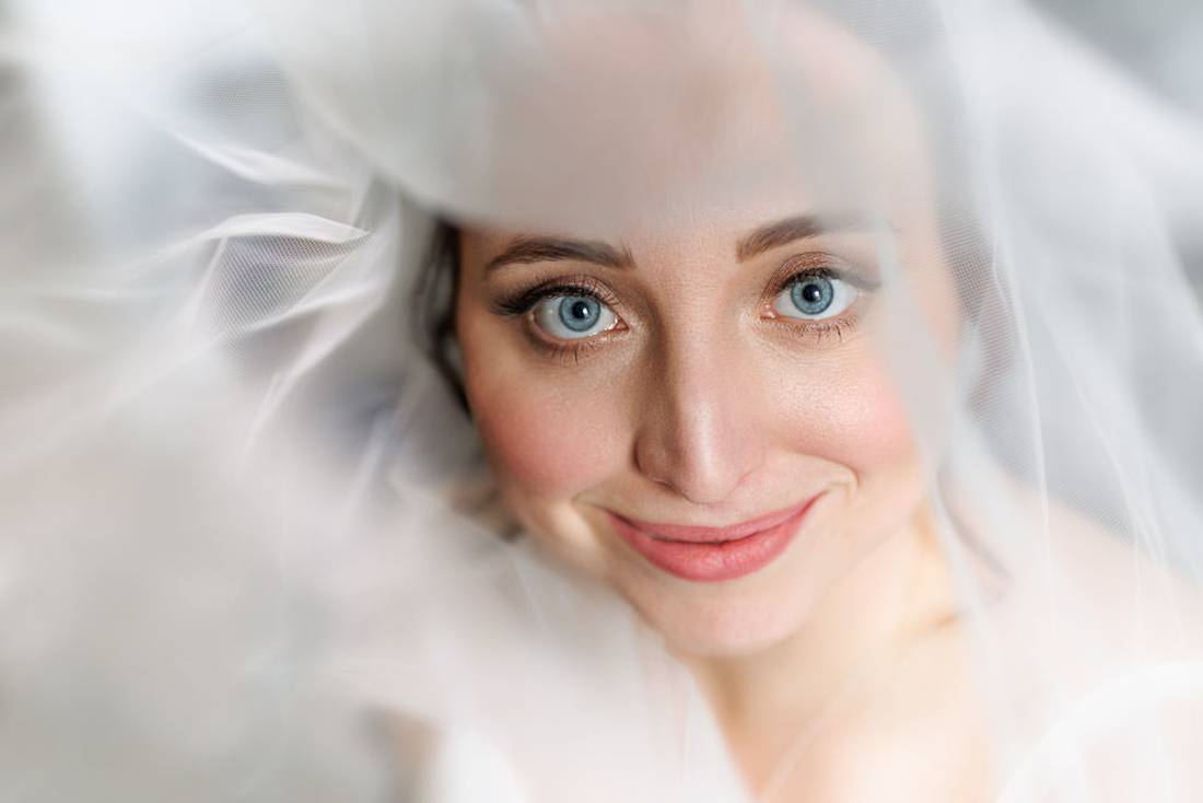 Stunning bridal portrait with veil